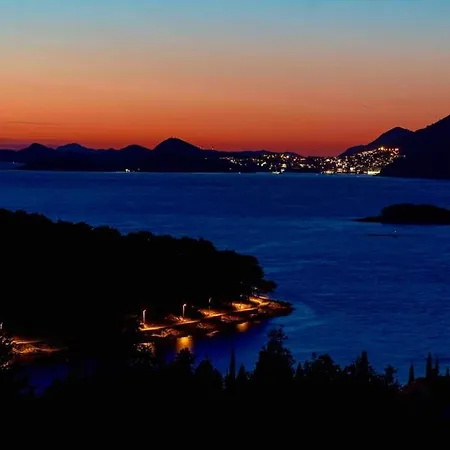Tonina With A Stunning View Apartment *